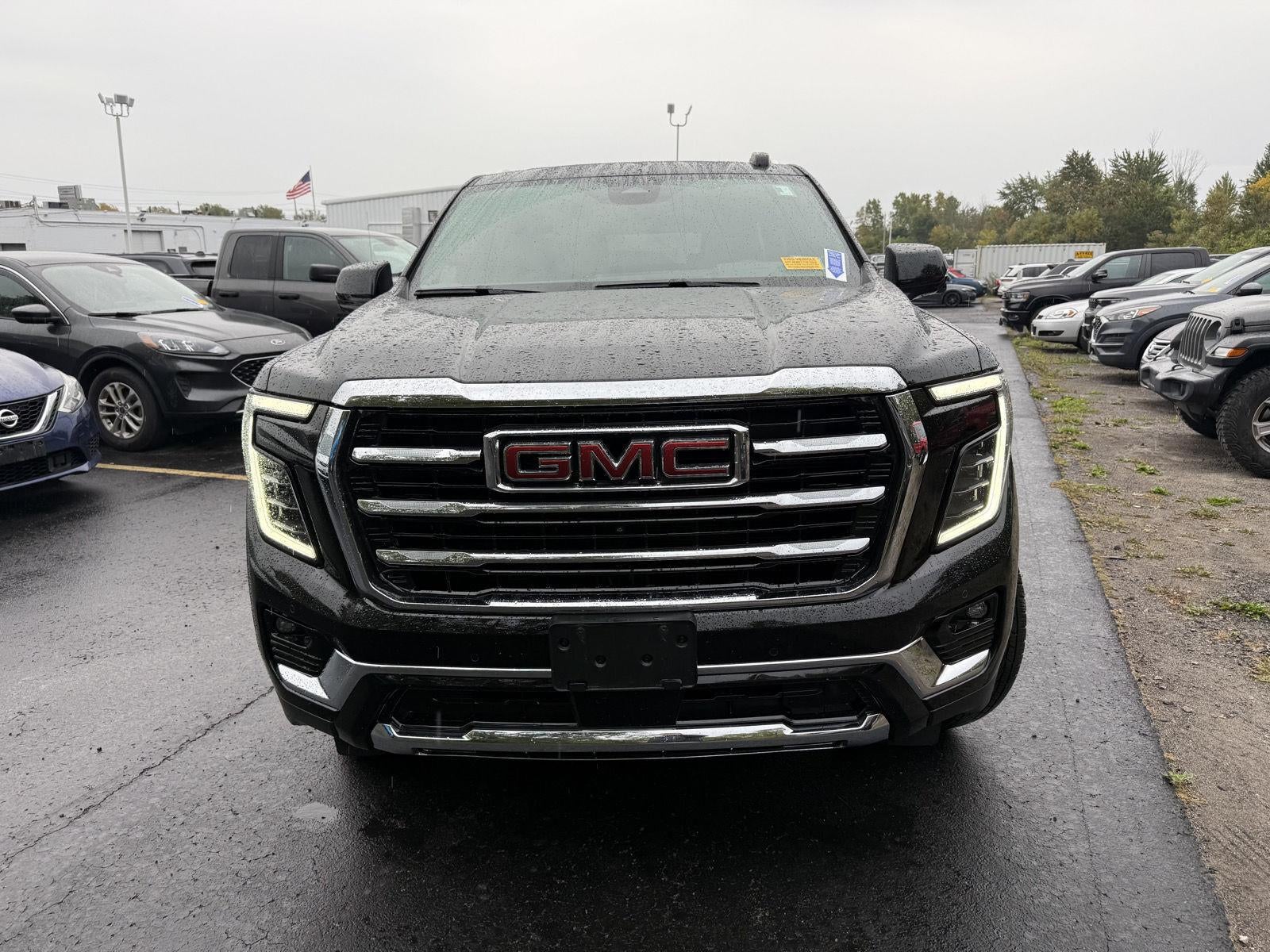 2025 GMC Yukon Elevation