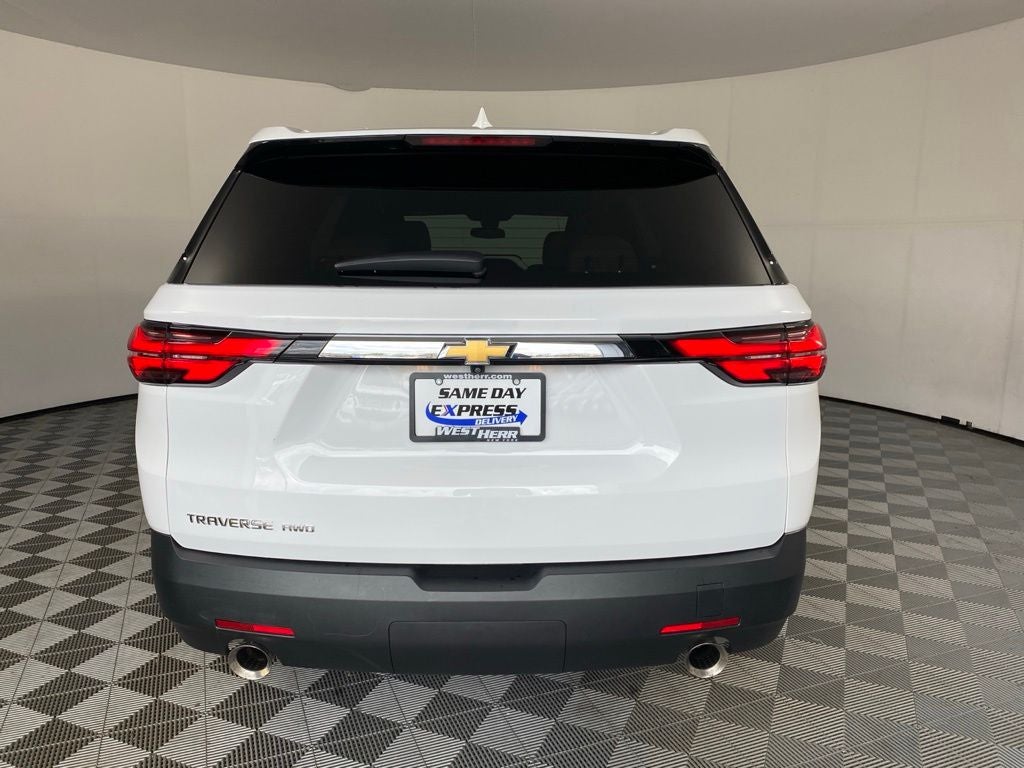 2023 Chevrolet Traverse LS