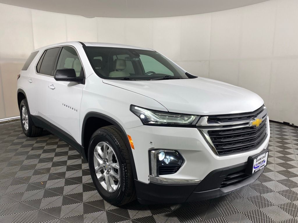 2023 Chevrolet Traverse LS