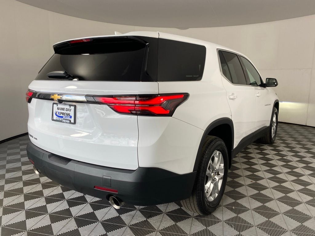 2023 Chevrolet Traverse LS