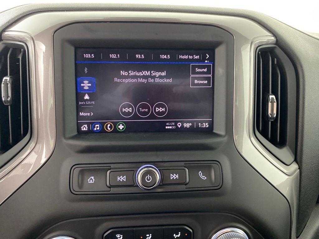2024 GMC Sierra 1500 Pro
