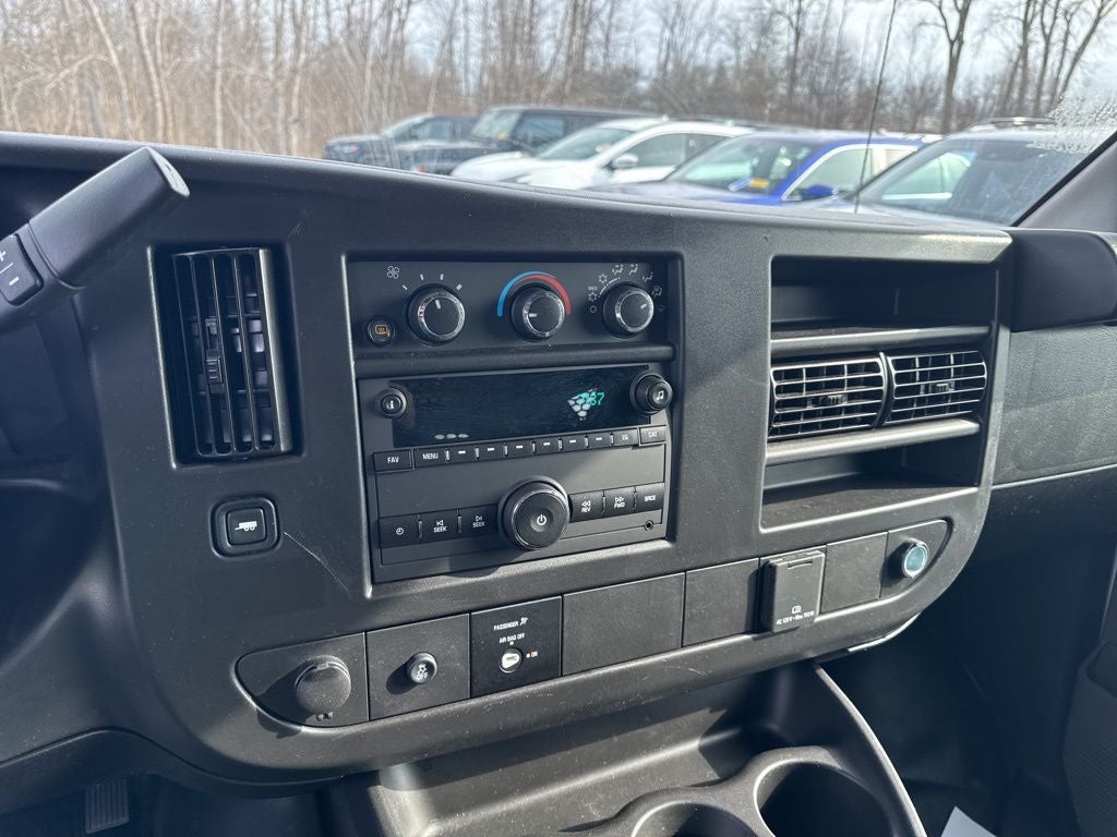 2024 GMC Savana 2500 Work Van