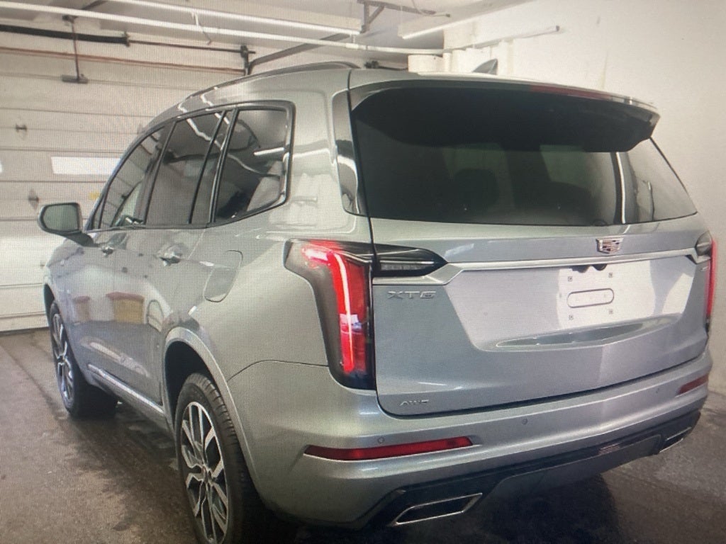 2023 Cadillac XT6 Sport