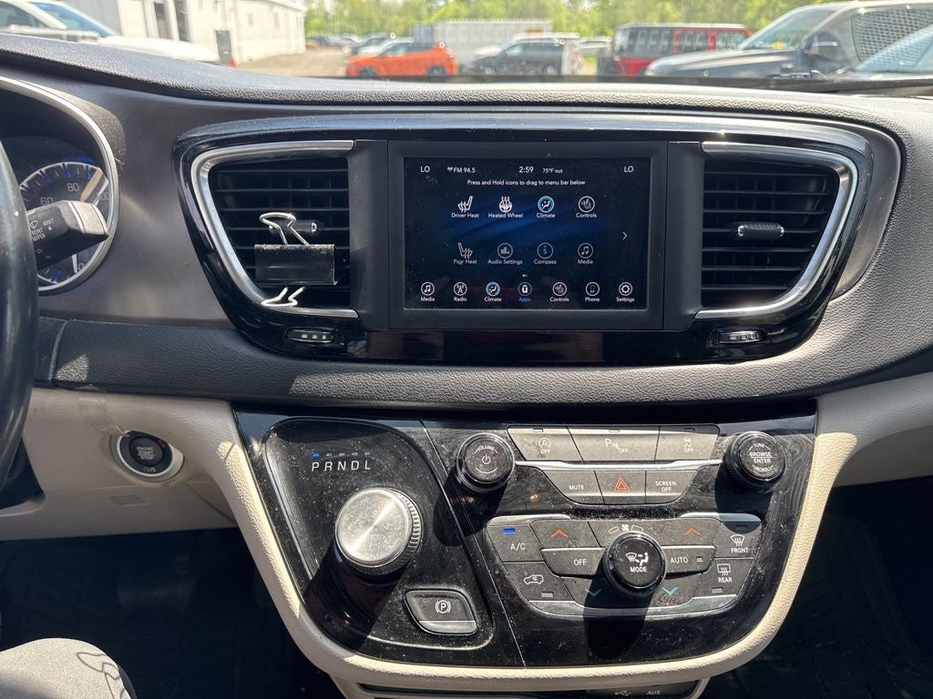 2020 Chrysler Pacifica Touring L