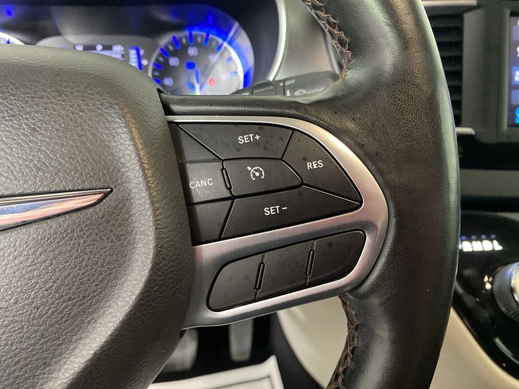 2020 Chrysler Pacifica Touring L