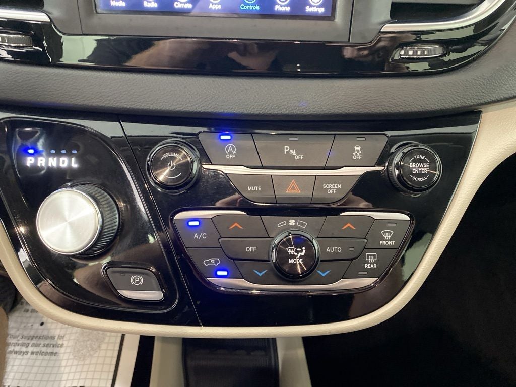 2020 Chrysler Pacifica Touring L