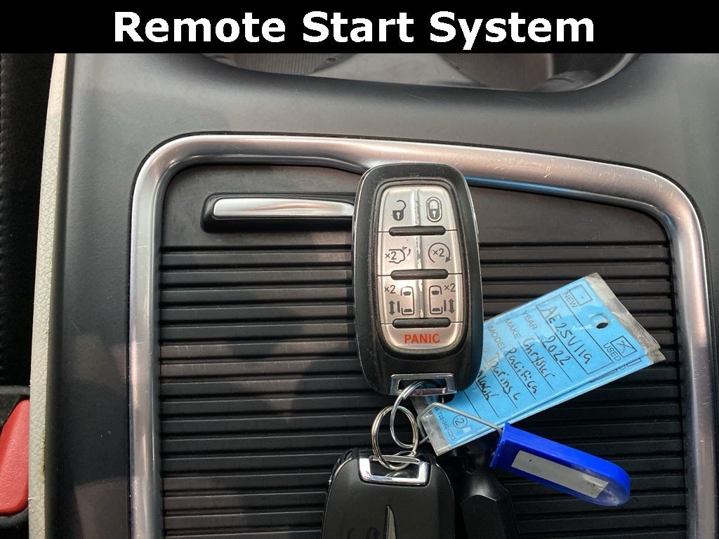 2022 Chrysler Pacifica Touring L