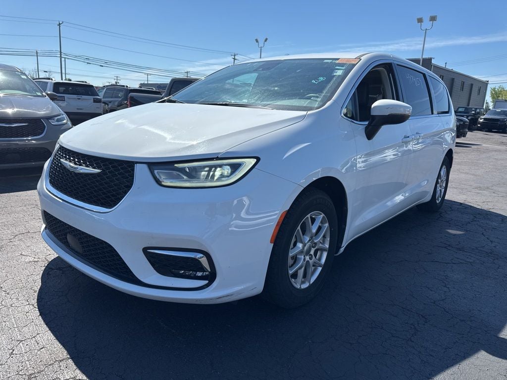 2023 Chrysler Pacifica Touring L