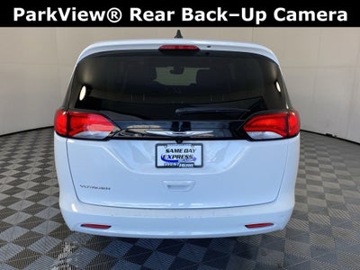 2024 Chrysler Voyager LX