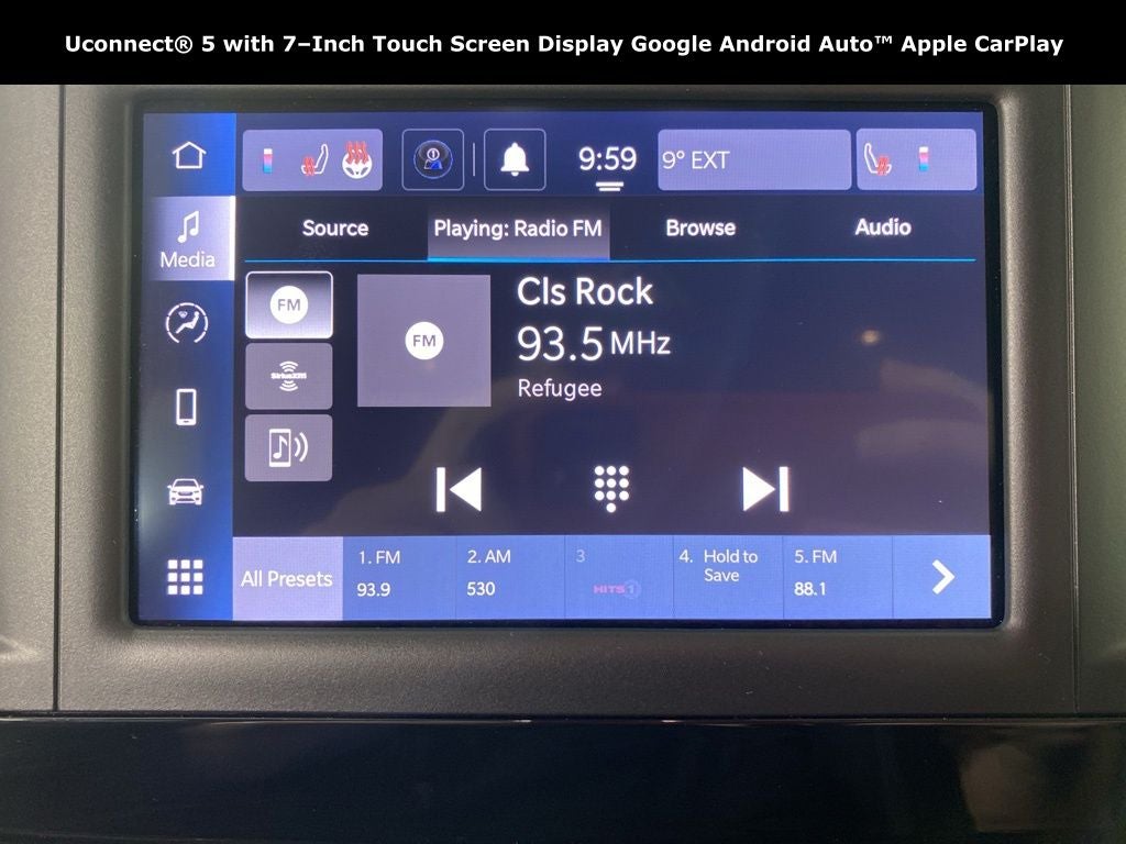 2024 Chrysler Voyager LX