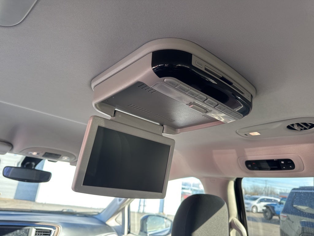 2019 Chrysler Pacifica Touring Plus