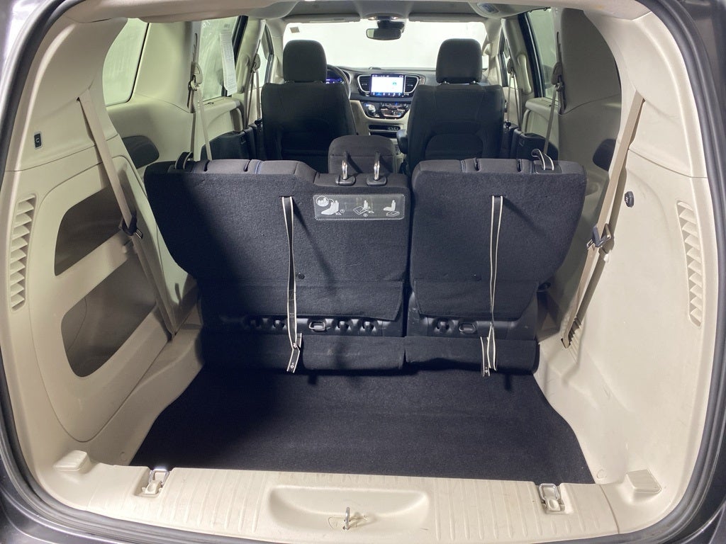 2021 Chrysler Pacifica Touring