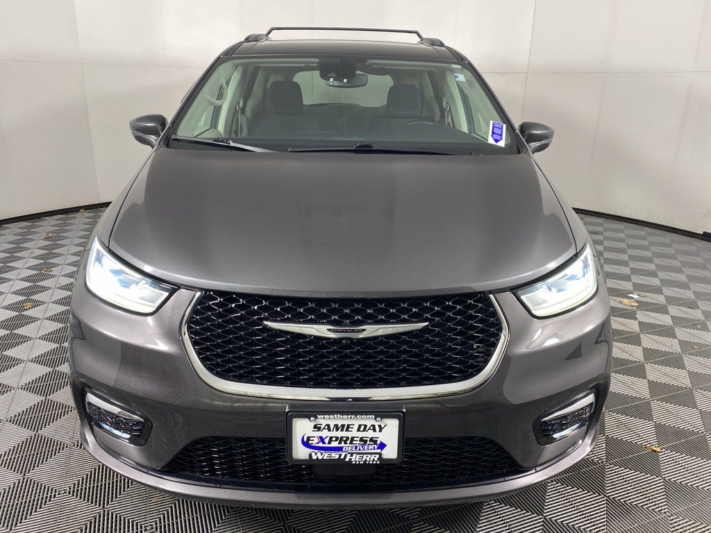 2021 Chrysler Pacifica Touring