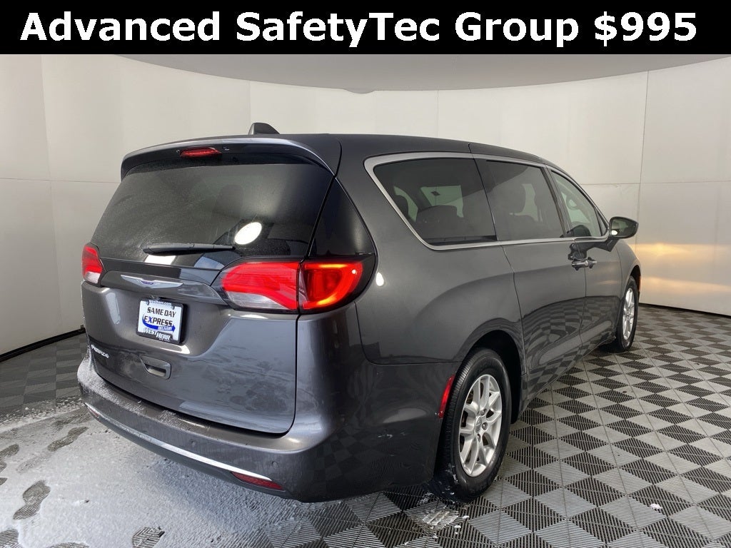 2020 Chrysler Pacifica Touring