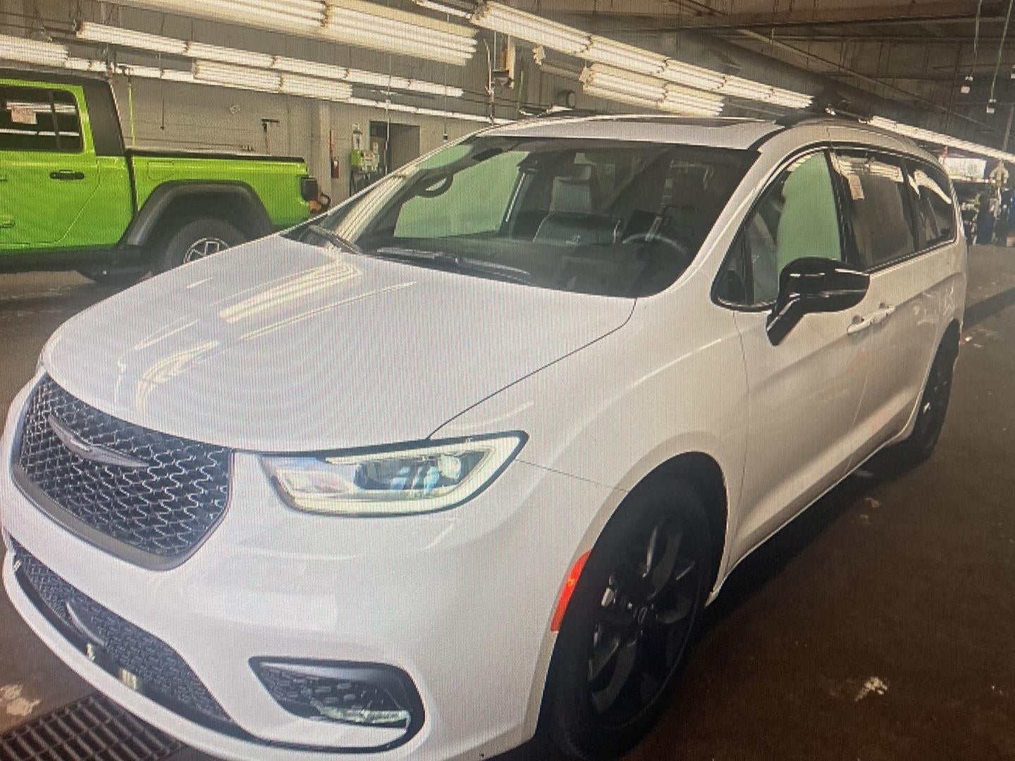 2025 Chrysler Pacifica Limited