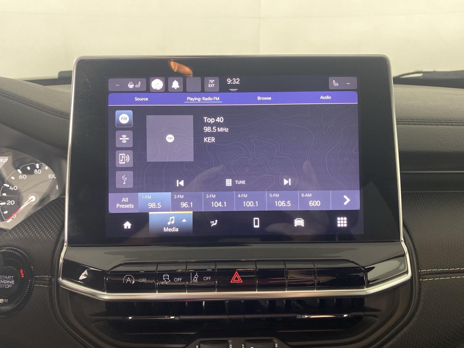 2023 Jeep Compass Altitude