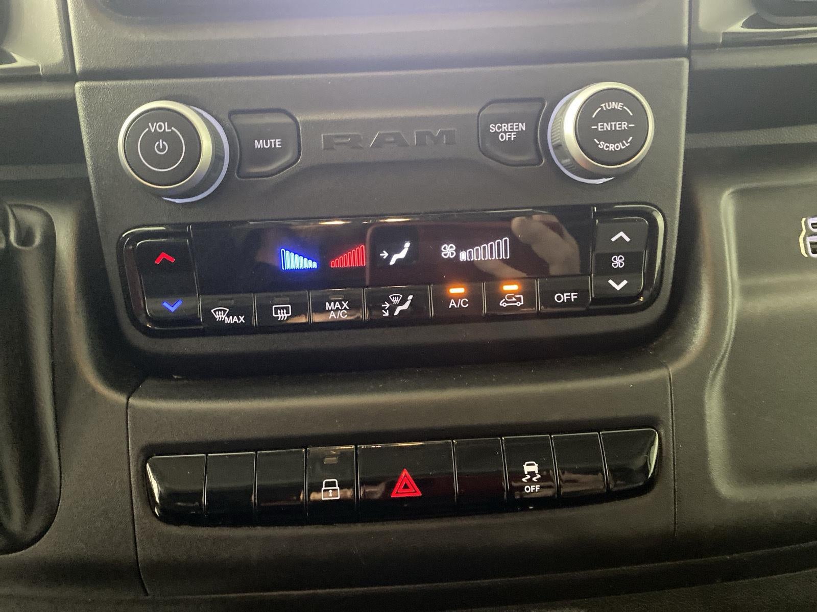 2026 RAM Promaster Cargo Van Tradesman