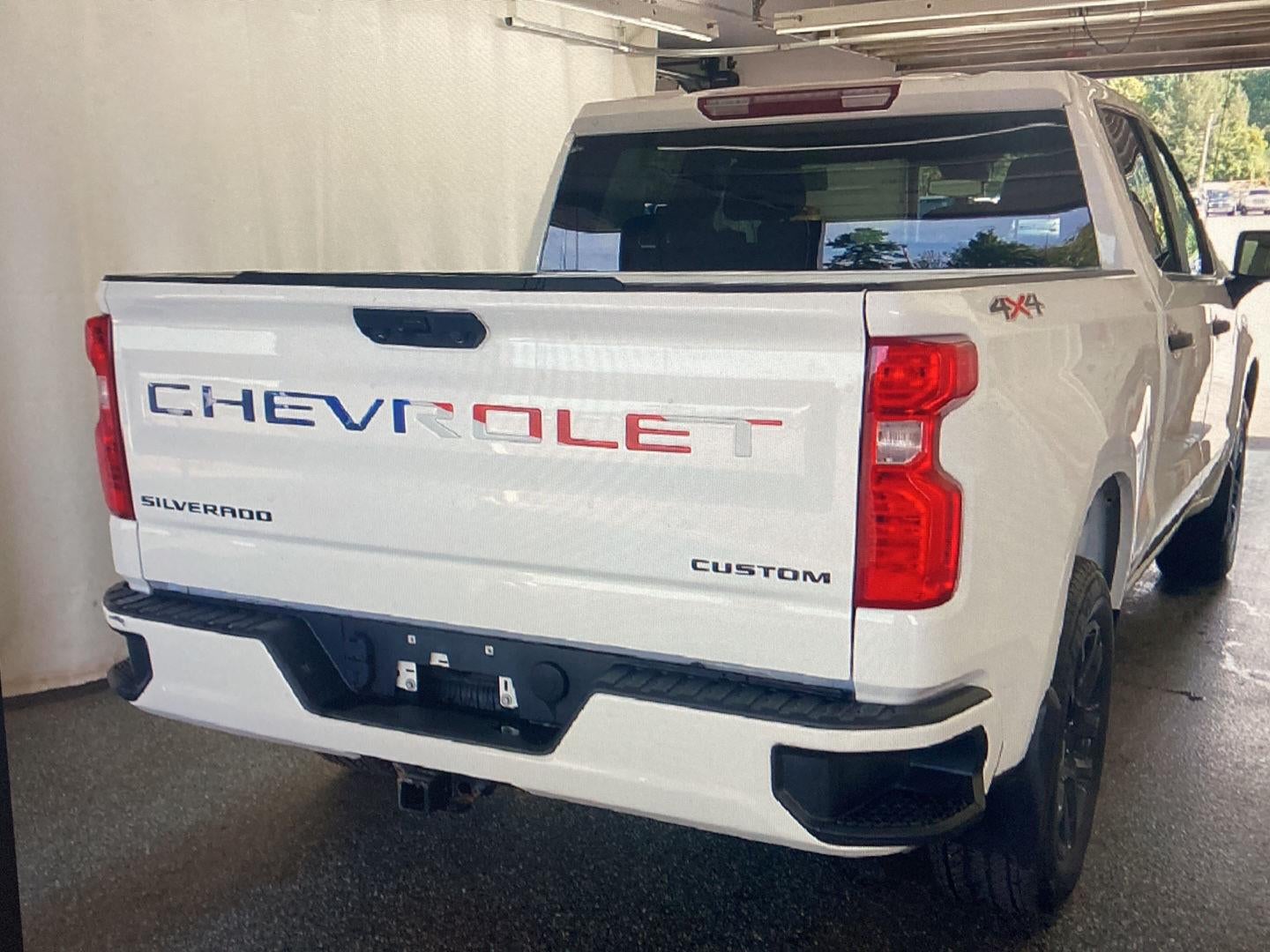 2023 Chevrolet Silverado 1500 Custom