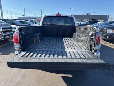 2022 Toyota Tacoma SR