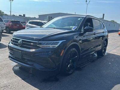 2024 Volkswagen Tiguan SE R-Line Black