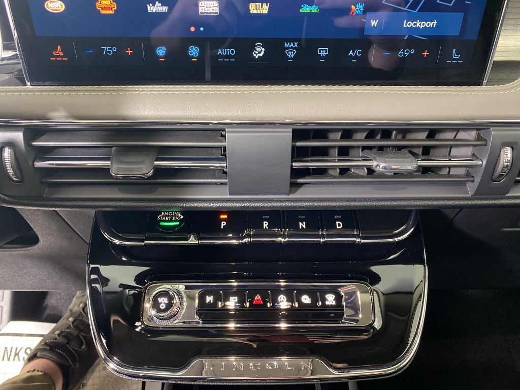 2025 Lincoln Corsair Premiere