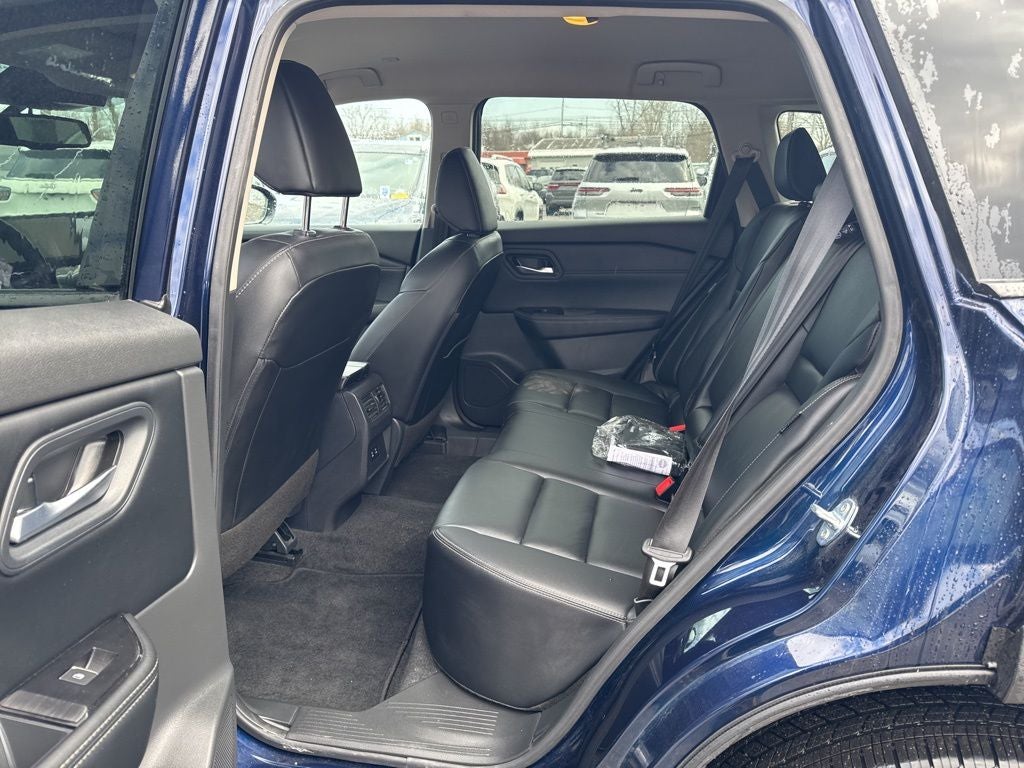 2026 Nissan Rogue SL