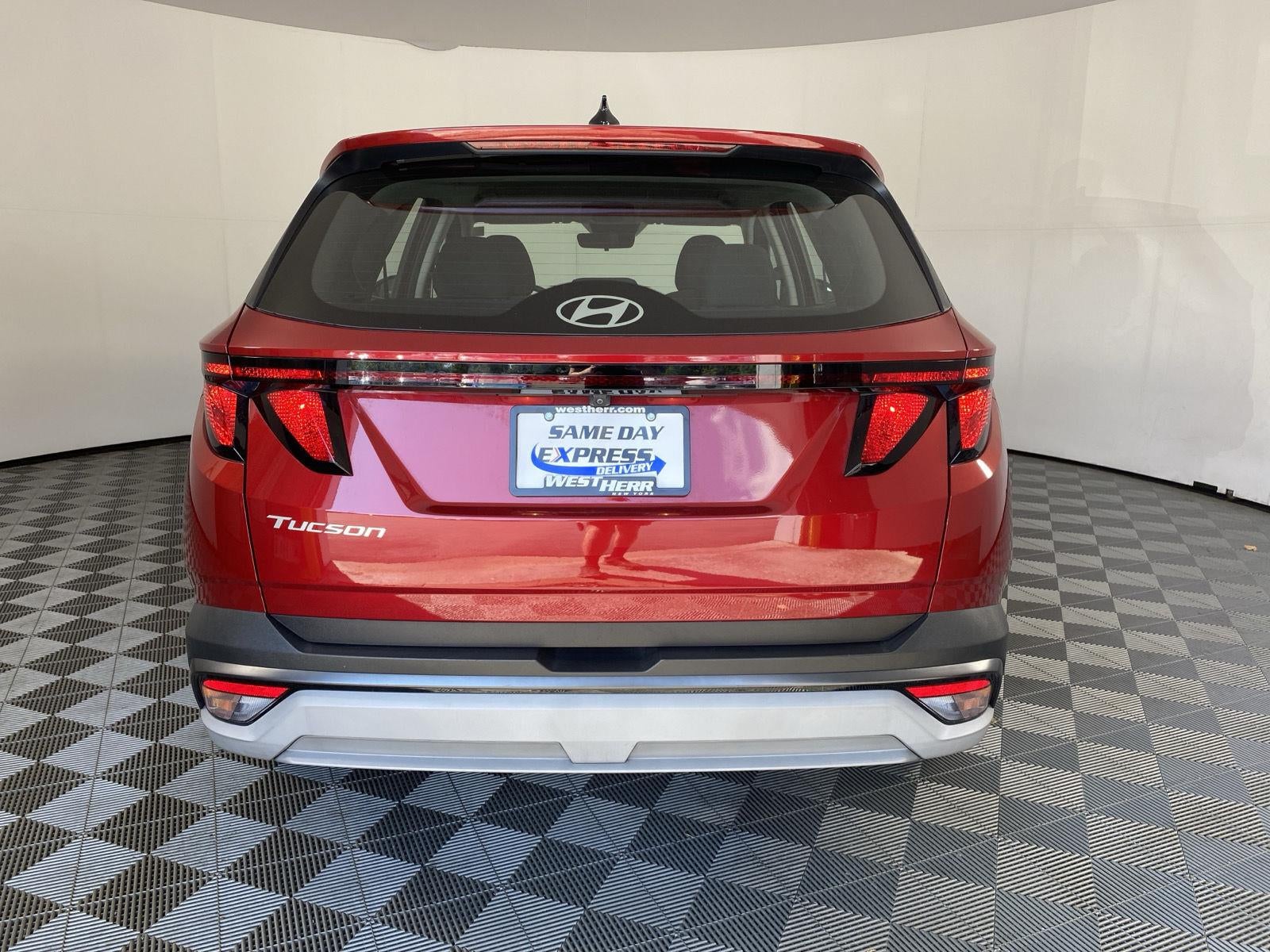 2025 Hyundai Tucson SE
