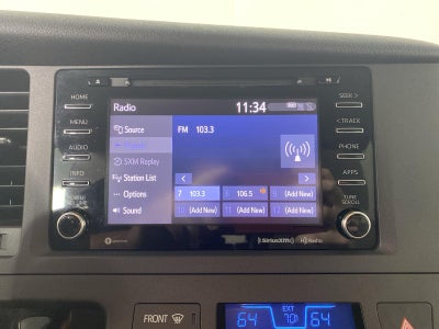 2018 Toyota Sienna LE