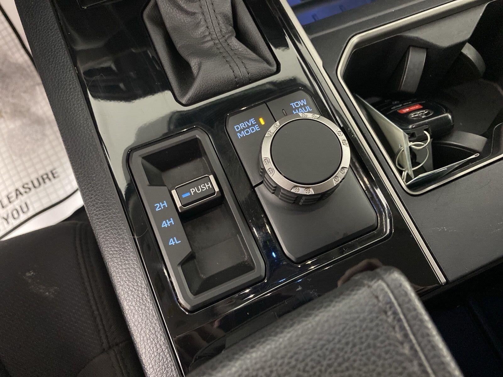 2022 Toyota Tundra SR5