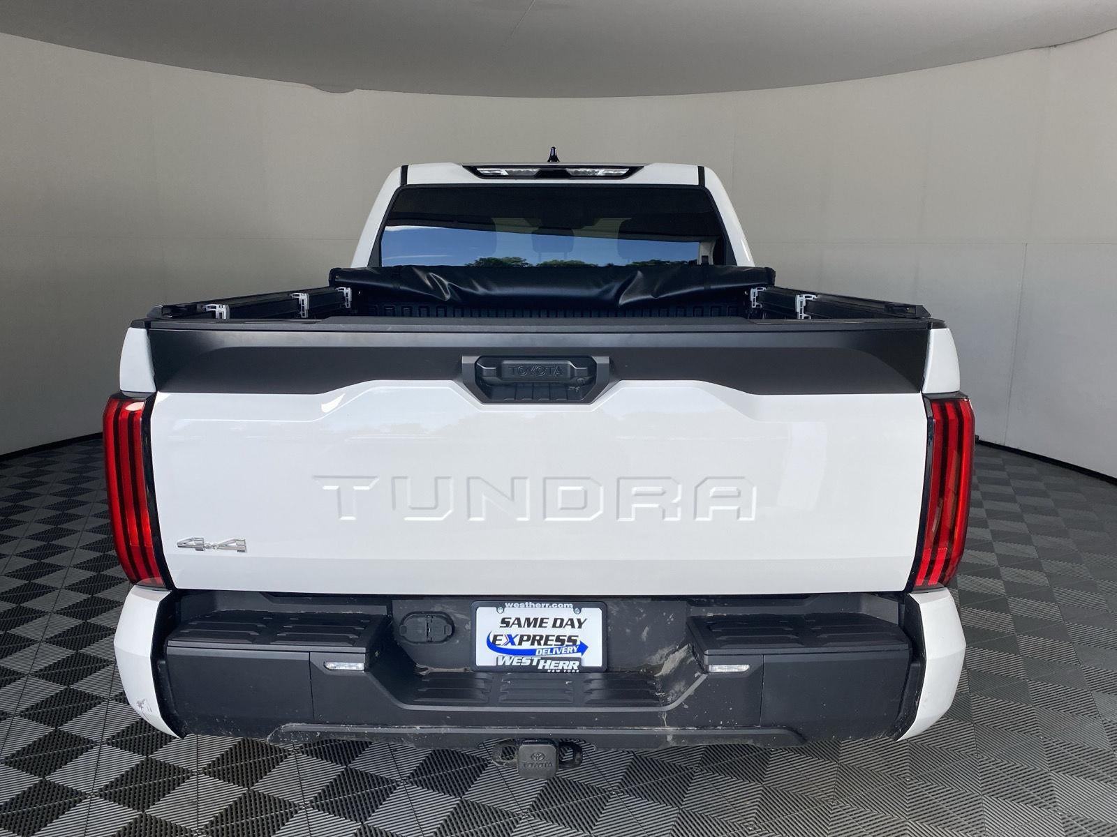 2022 Toyota Tundra SR5