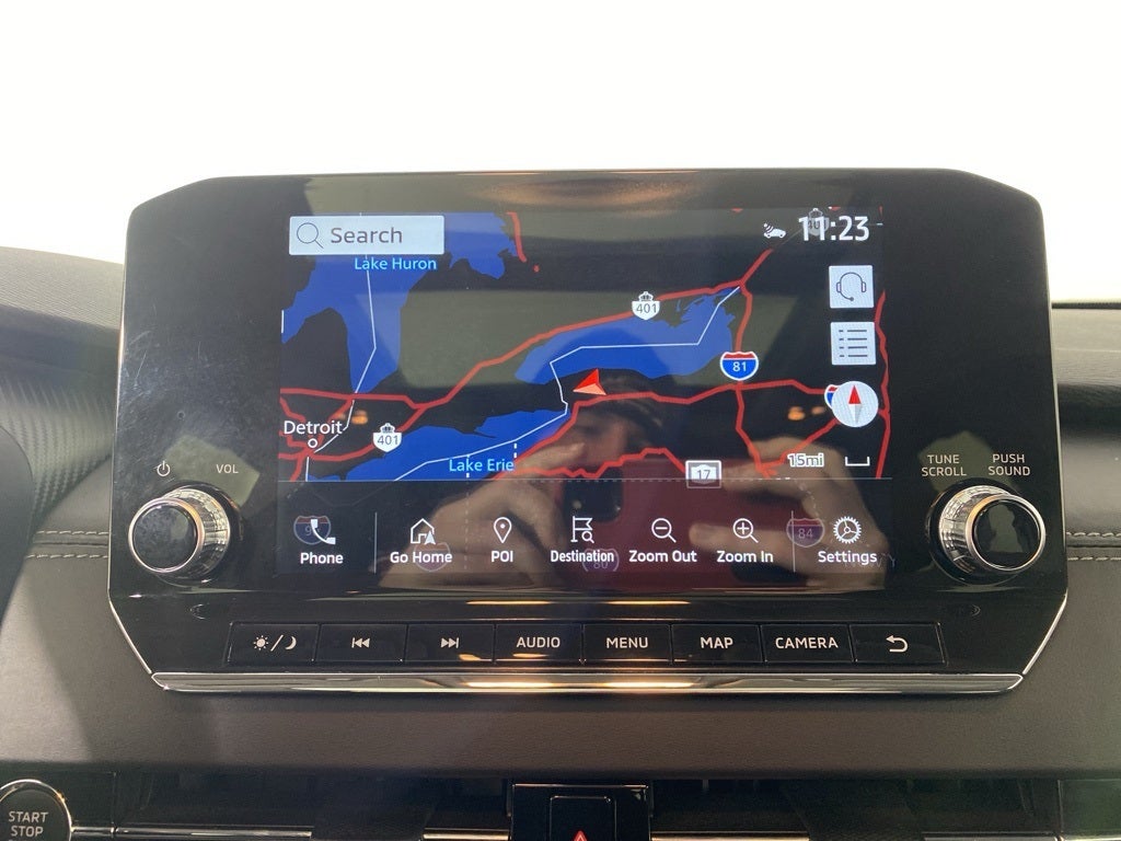 2024 Mitsubishi Outlander Base