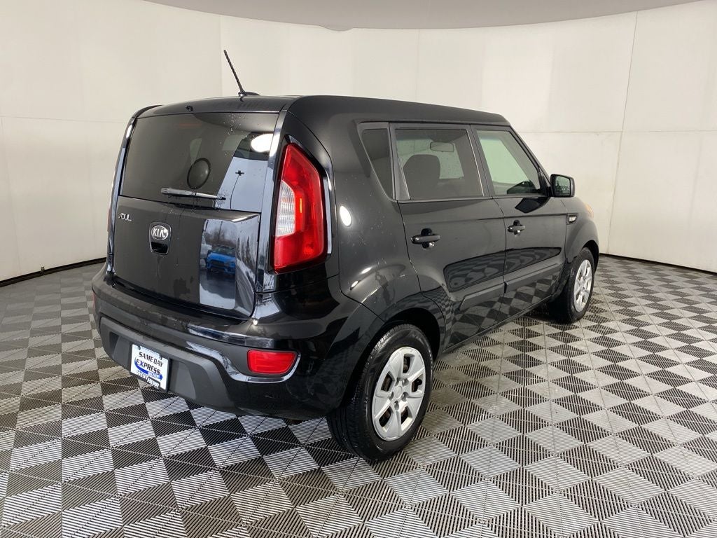 2013 Kia Soul Base