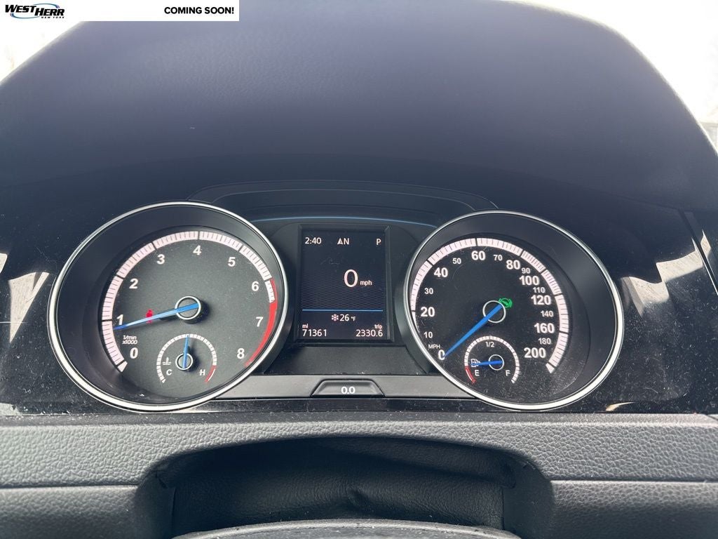 2017 Volkswagen Golf R DCC & Navigation 4Motion