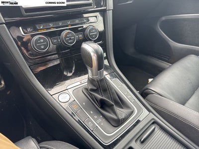 2017 Volkswagen Golf R DCC & Navigation 4Motion