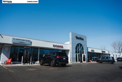 2017 Volkswagen Golf R DCC & Navigation 4Motion