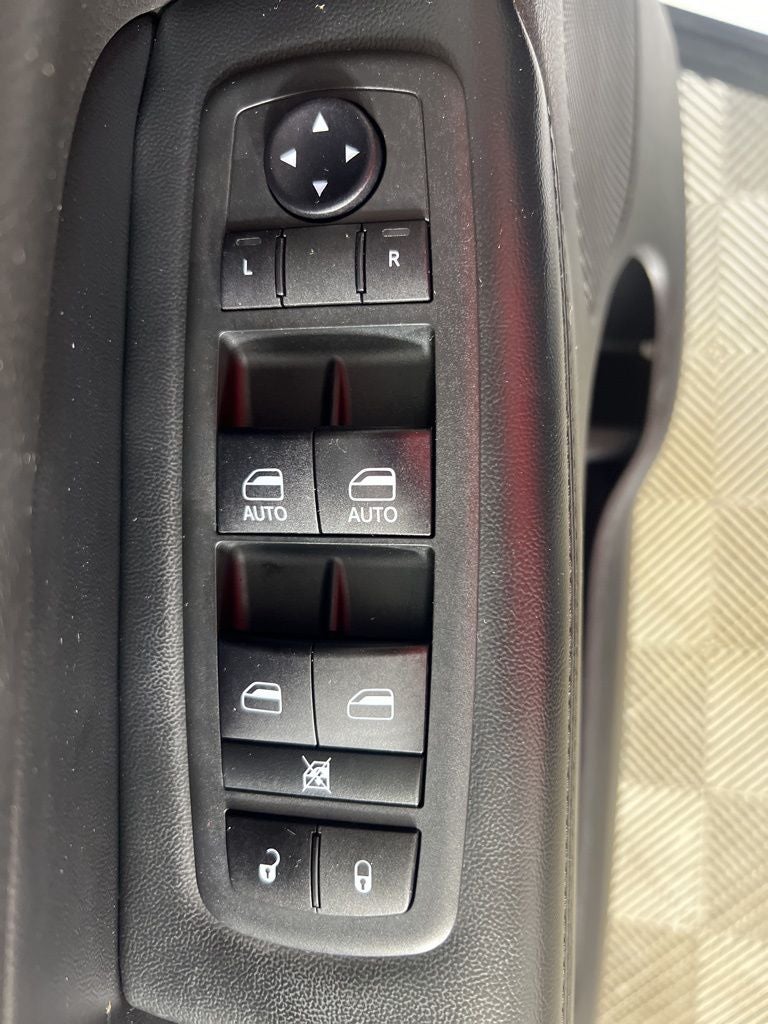 2020 Jeep Grand Cherokee Laredo E