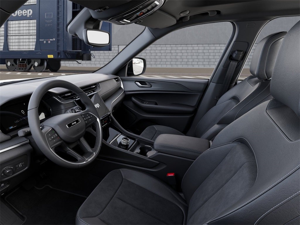 2025 Jeep Grand Cherokee Base