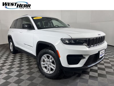 2022 Jeep Grand Cherokee Laredo