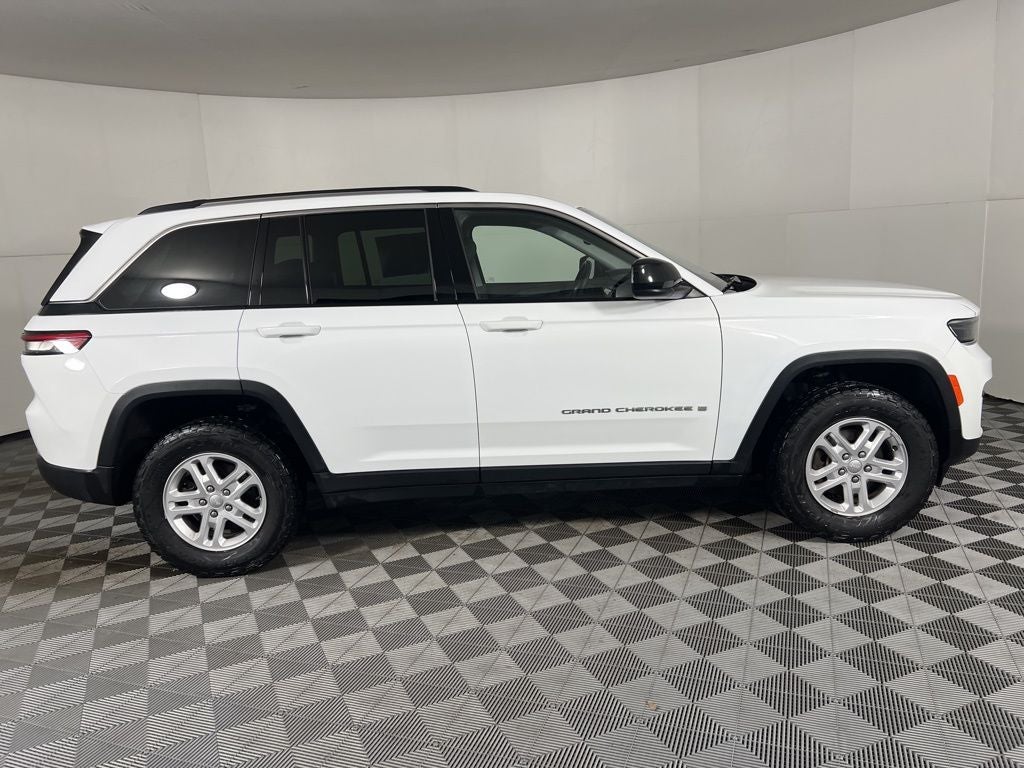 2022 Jeep Grand Cherokee Laredo