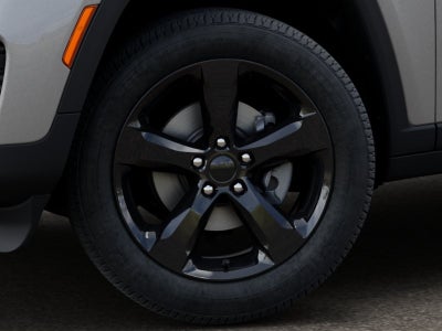 2025 Jeep Grand Cherokee Base