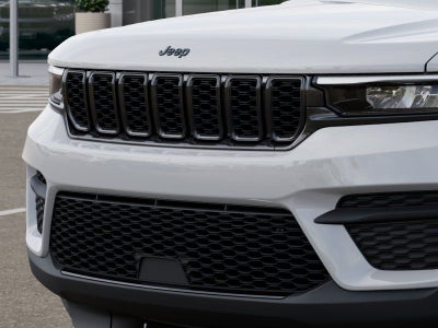 2025 Jeep Grand Cherokee Base