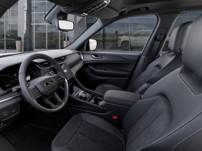 2025 Jeep Grand Cherokee Base