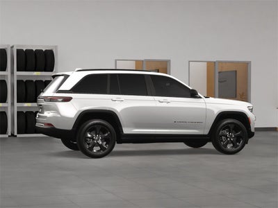 2025 Jeep Grand Cherokee Base