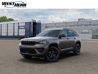 2025 Jeep Grand Cherokee Base