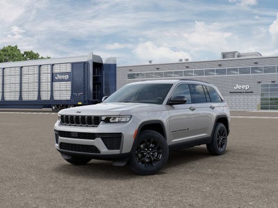 2026 Jeep Grand Cherokee Laredo Altitude