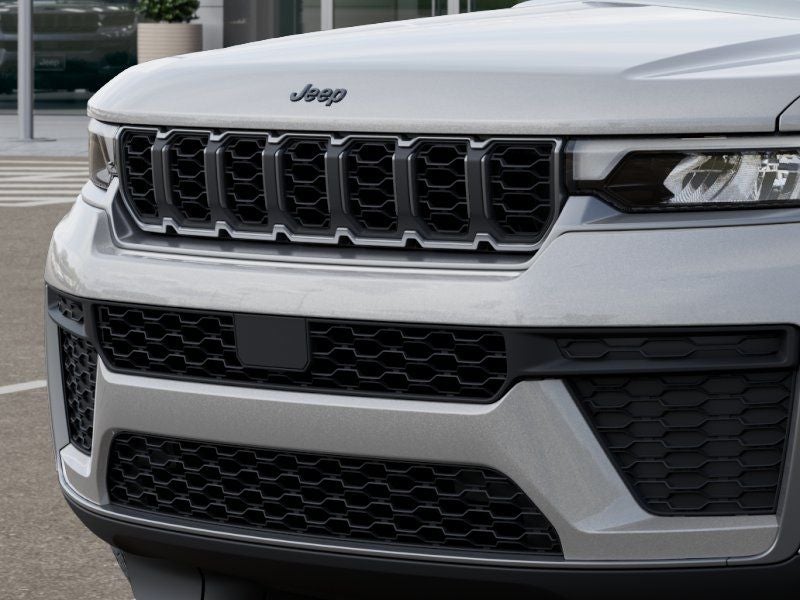 2026 Jeep Grand Cherokee Altitude