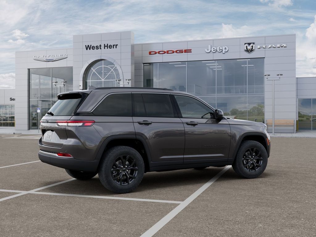 2026 Jeep Grand Cherokee Altitude
