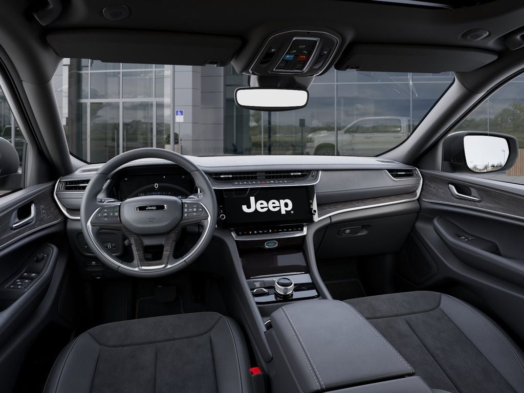 2026 Jeep Grand Cherokee Altitude