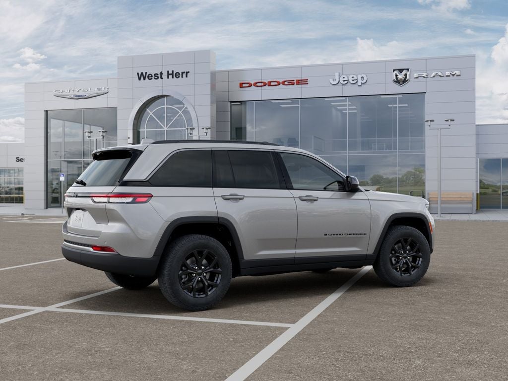 2026 Jeep Grand Cherokee Altitude