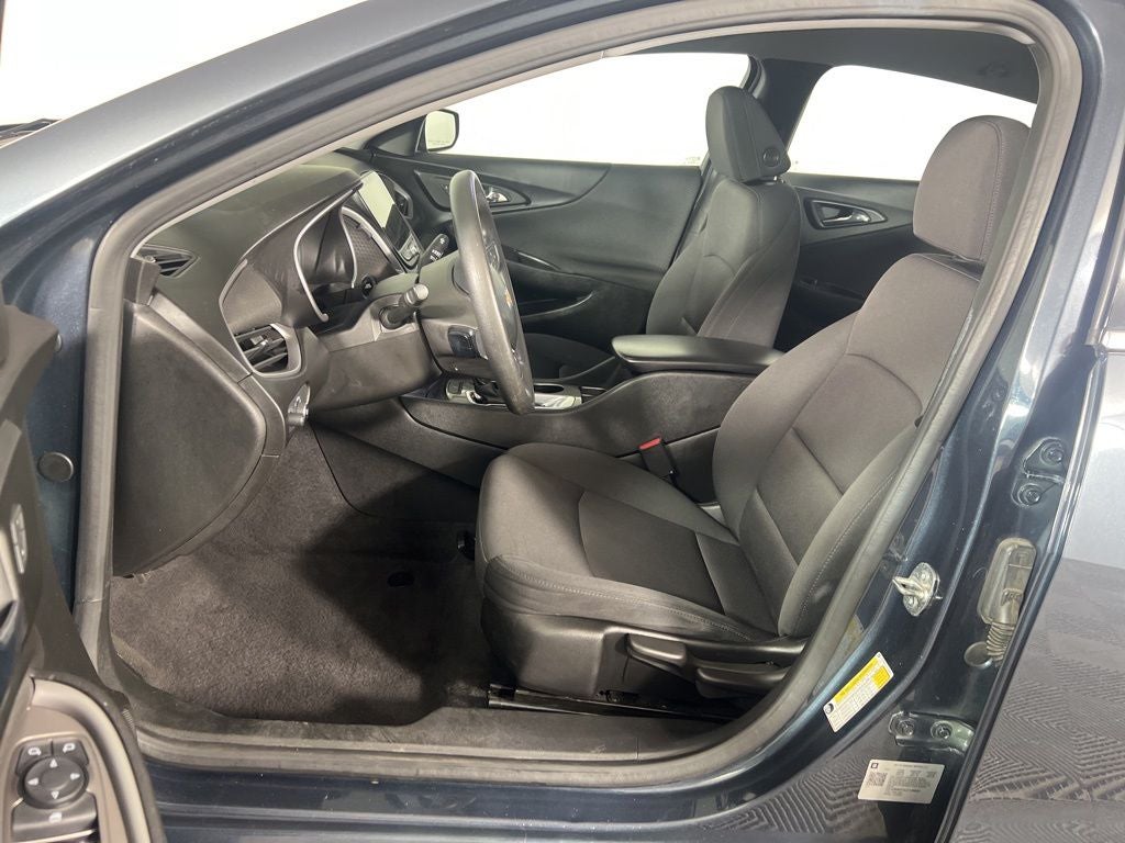 2020 Chevrolet Malibu LS 1LS